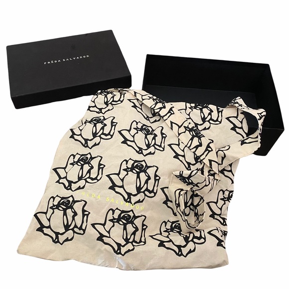 NEW FREDA SALVADOR Black GLIDE Studded MULE sz 10 - Picture 7 of 14